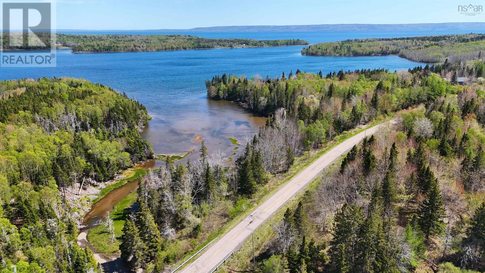 7004 Marble Mountain Road