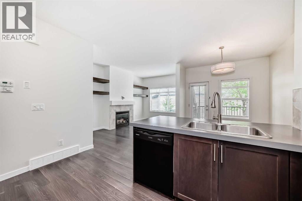 76 Copperpond Landing SE