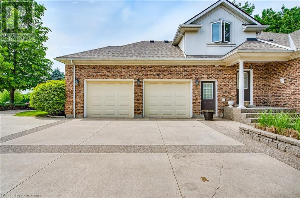 6431 ROCKCLIFFE Estate