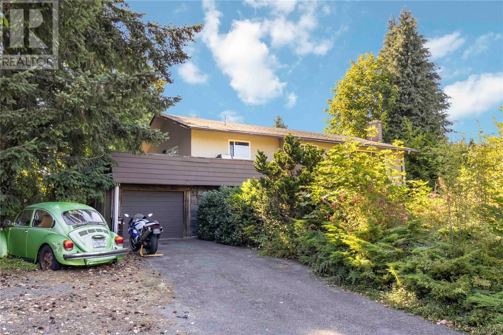 6390 Conconi Pl
