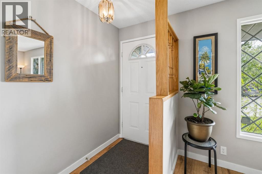 47 Cedargrove Way SW