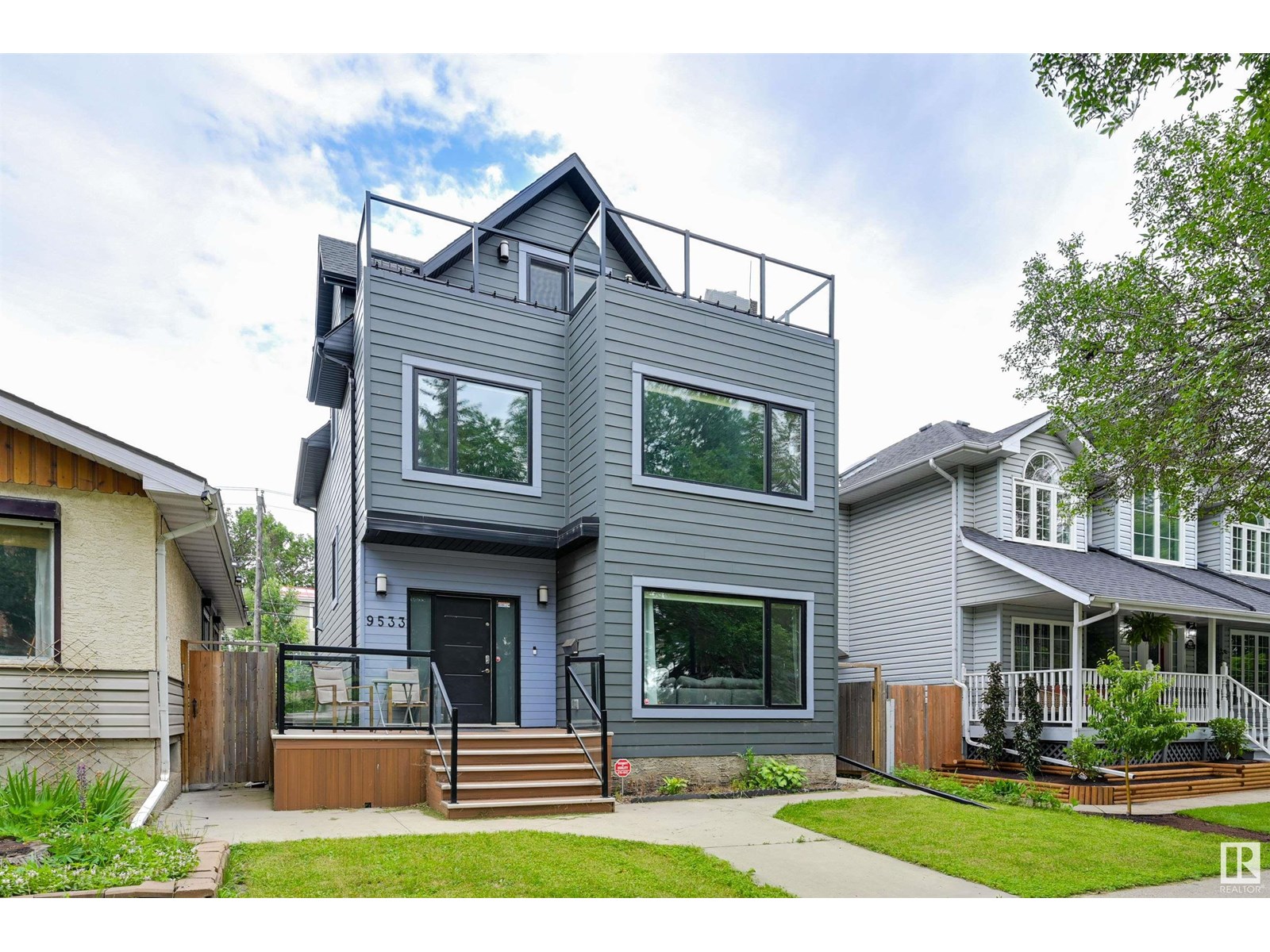 9533 101 ST NW