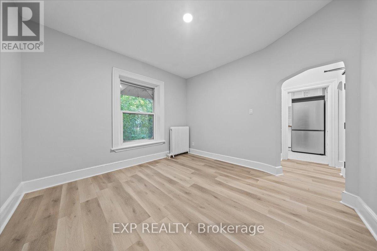 5 - 484 GILMOUR STREET