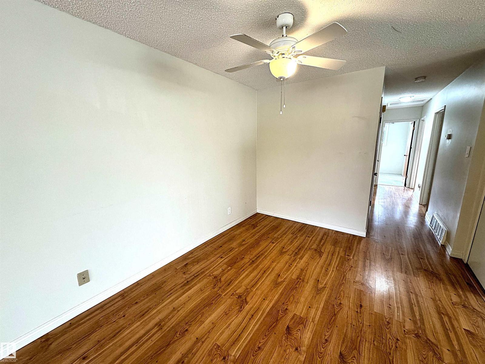 3315 & 3317 105 AV NW