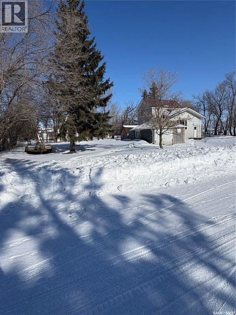 708 Qu'appelle AVENUE Abernethy SK S0A0A0