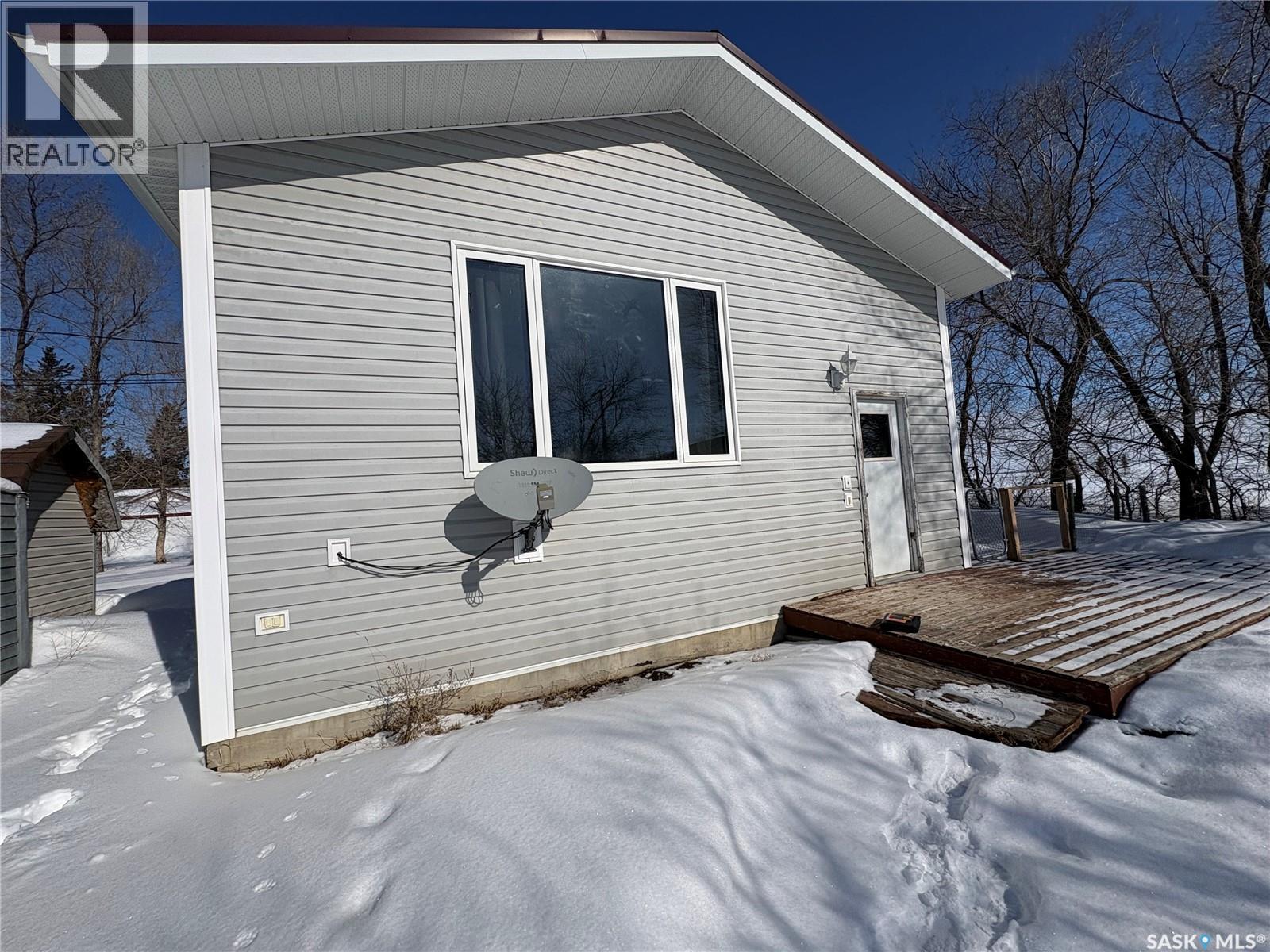 708 Qu'appelle AVENUE