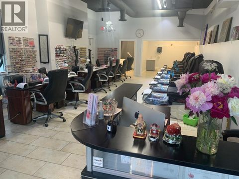 110 Hollywood Road Unit# 2 Kelowna BC V1X3S9