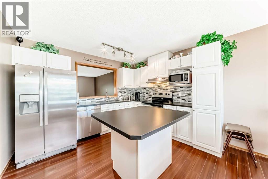 270 Rocky Ridge Court NW