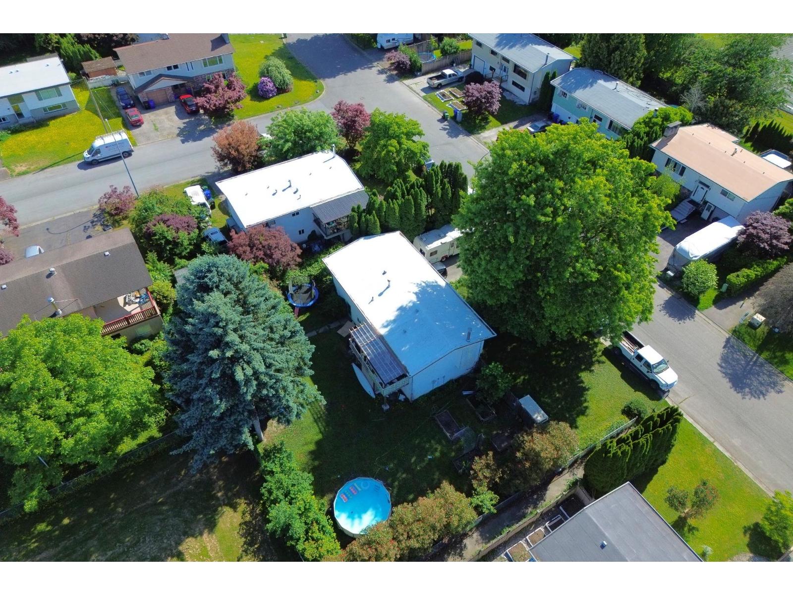 8708 CORNWALL CRESCENT|Chilliwack Proper South
