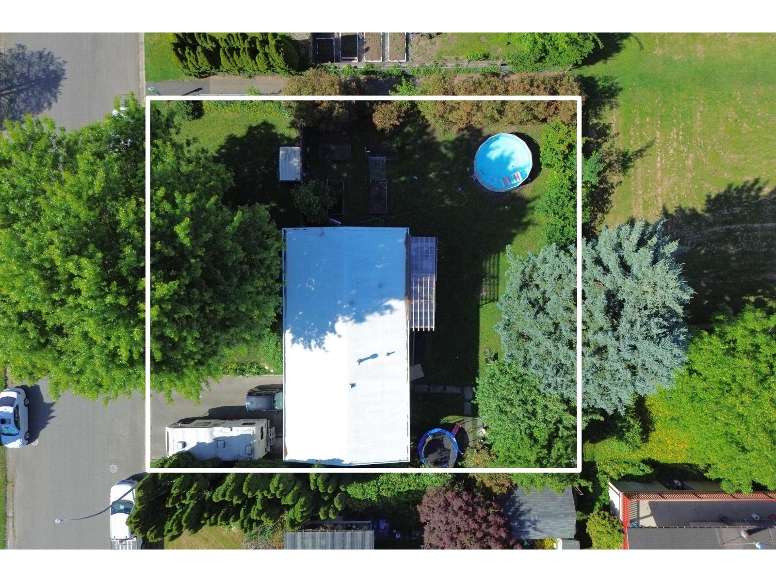 8708 CORNWALL CRESCENT|Chilliwack Proper South