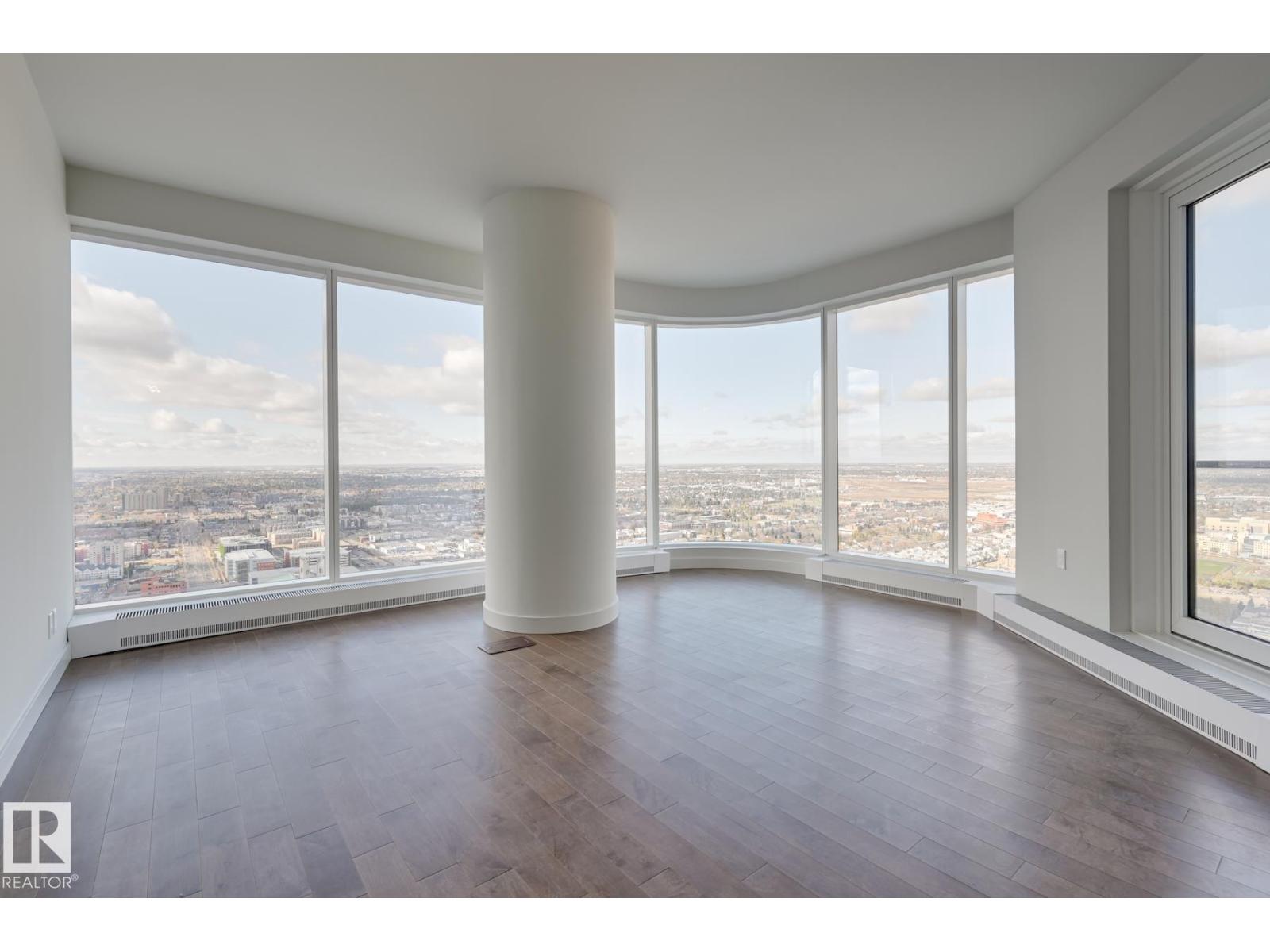 #3901 10360 102 ST NW