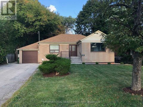 55 KENTON DRIVE Toronto (Newtonbrook West) ON M2R2H9