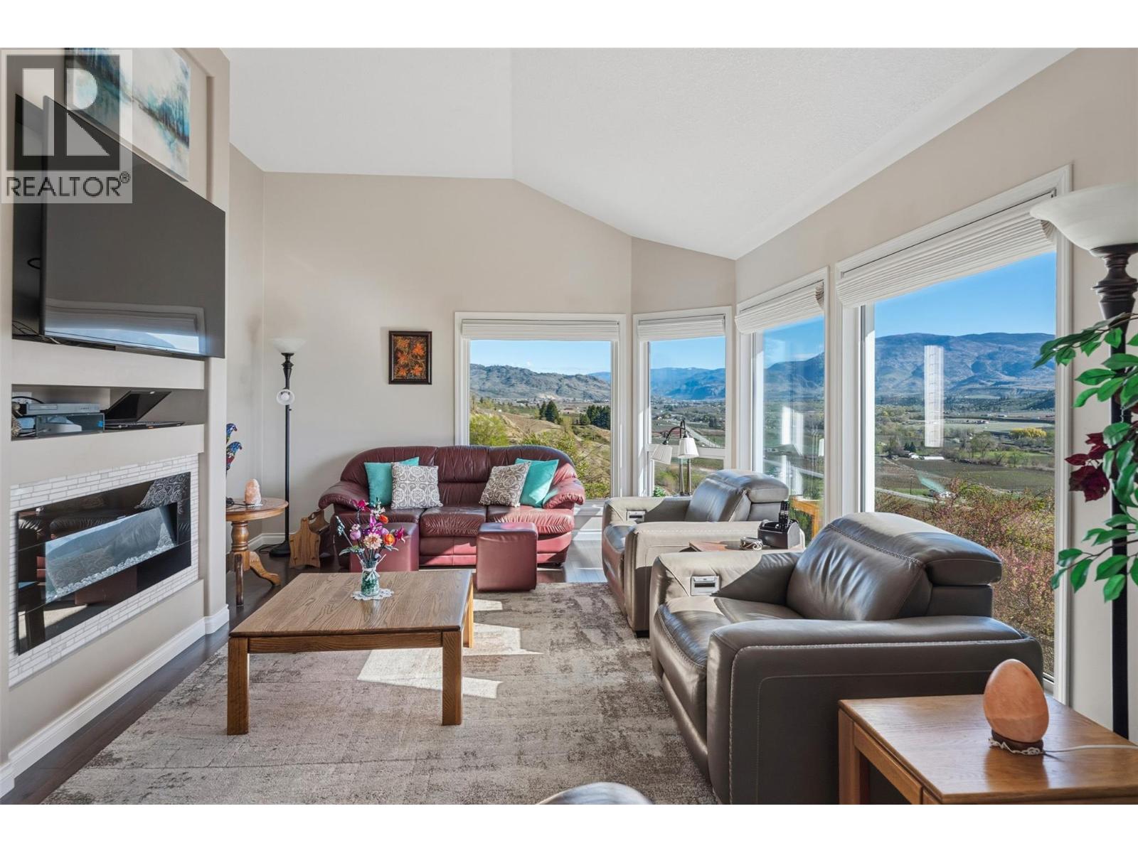 600 PONDEROSA Road