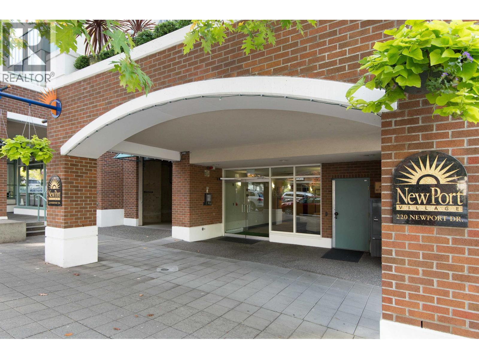 309 220 NEWPORT DRIVE