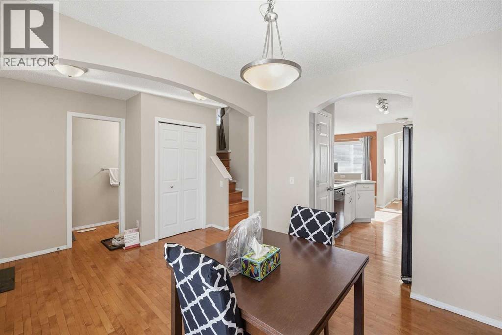 252 Saddlecrest Boulevard NE