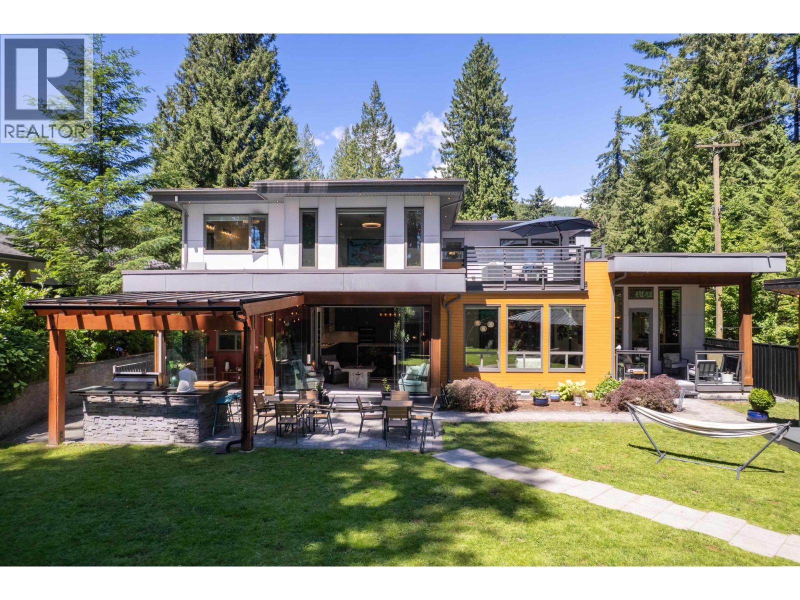 693 E OSBORNE ROAD