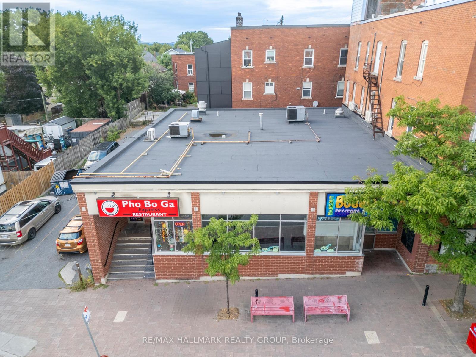 843-839 SOMERSET STREET W