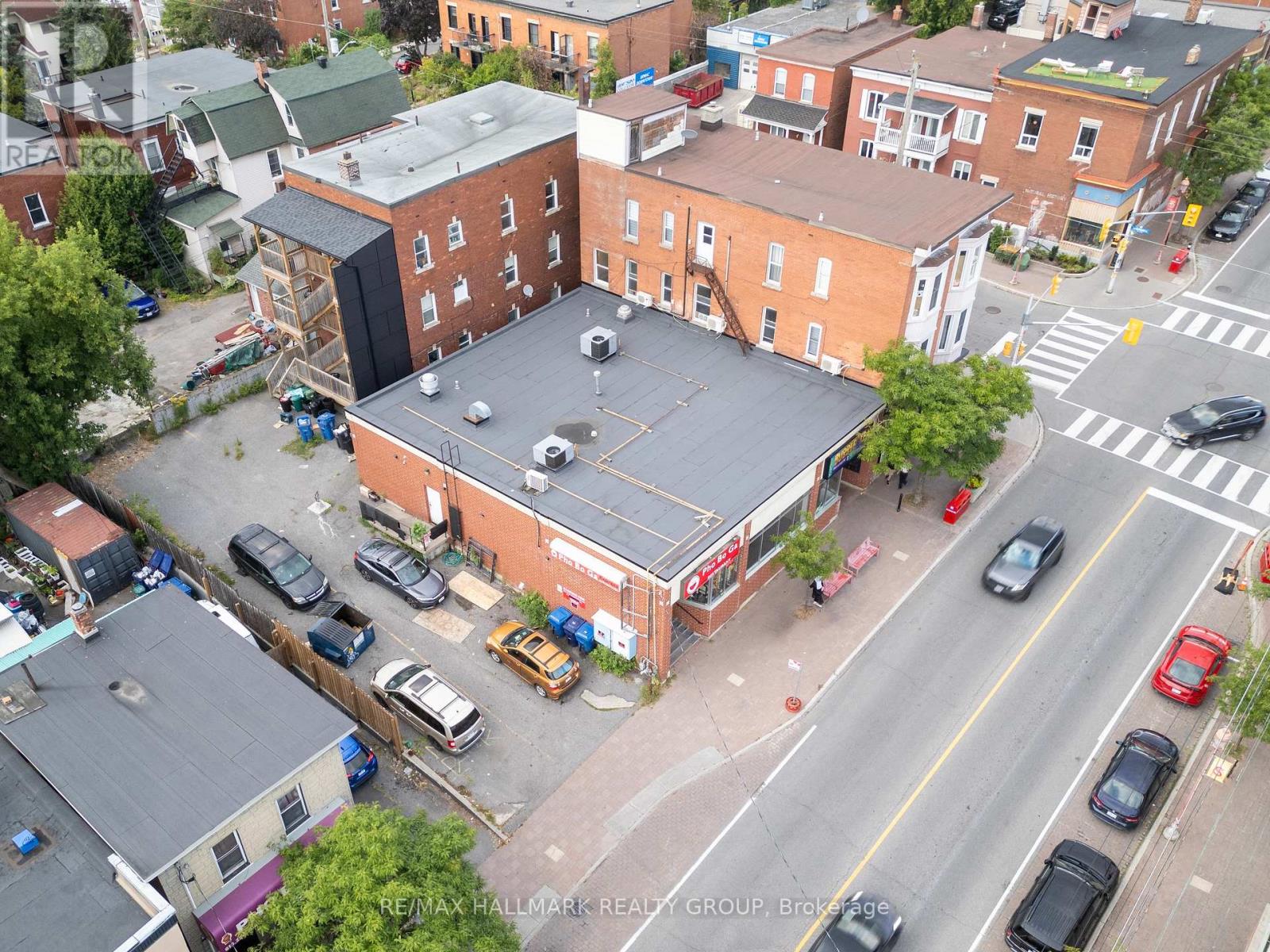 843-839 SOMERSET STREET W