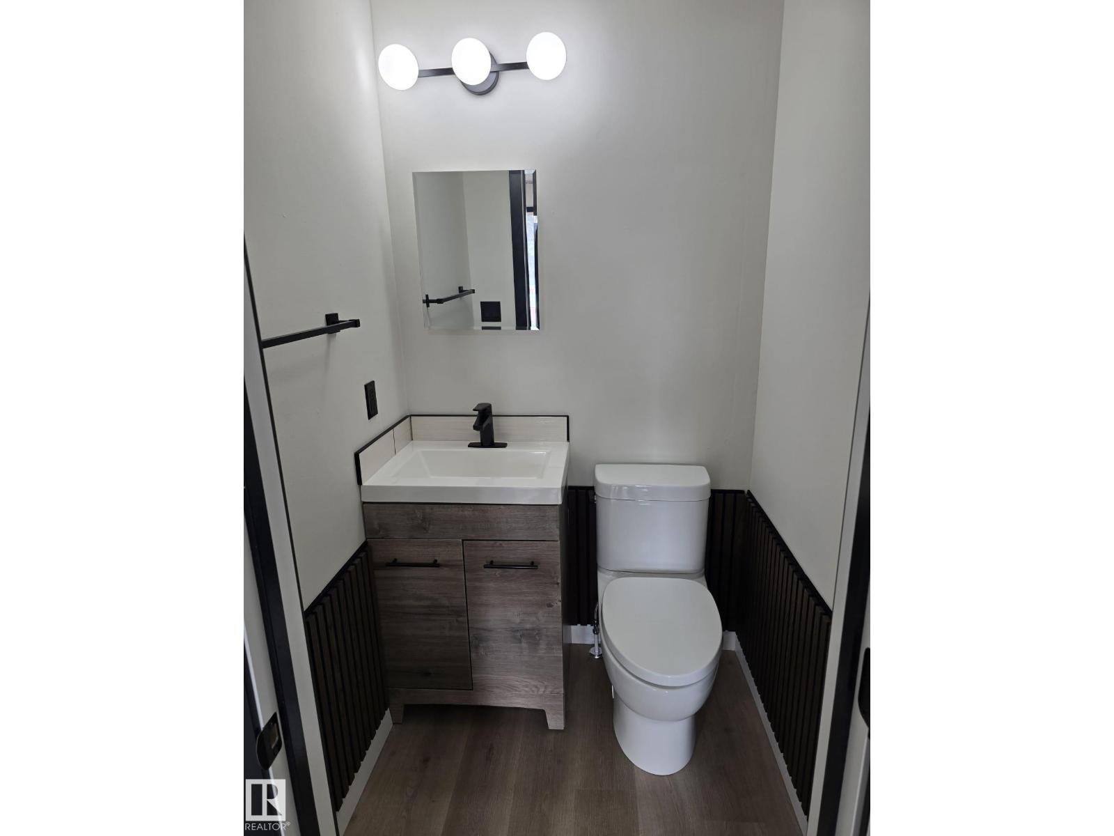 11628 151 AV NW