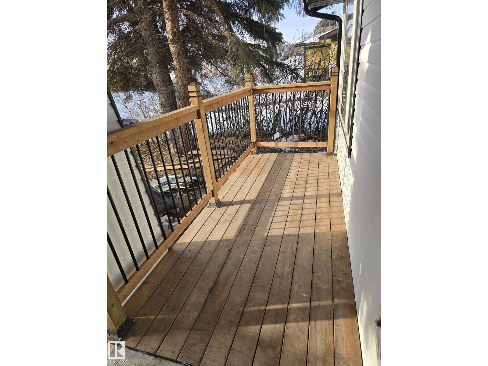 11628 151 AV NW