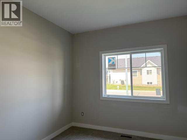 7 Gray Close