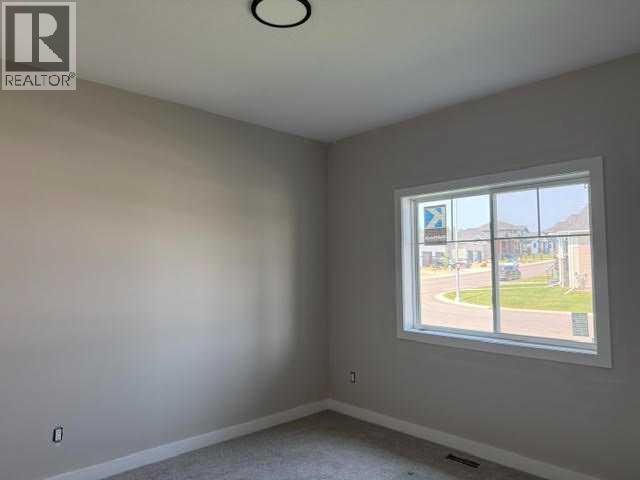 7 Gray Close