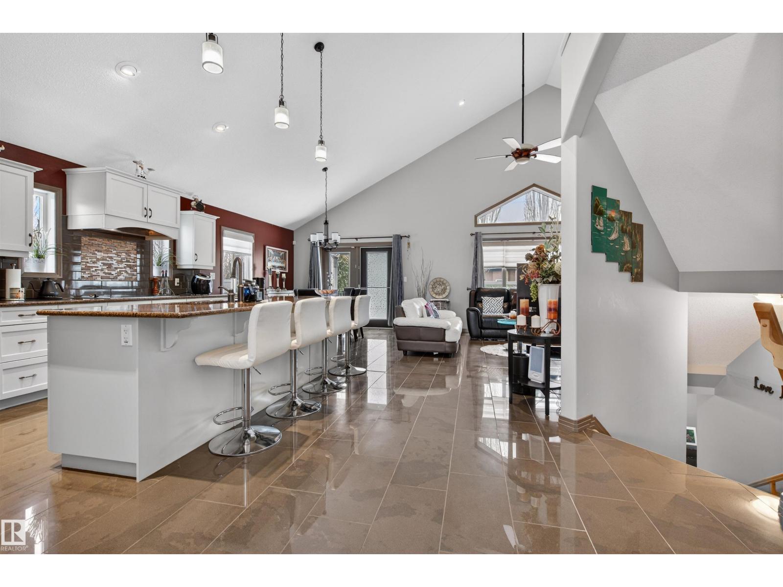 1213 CUNNINGHAM DR SW