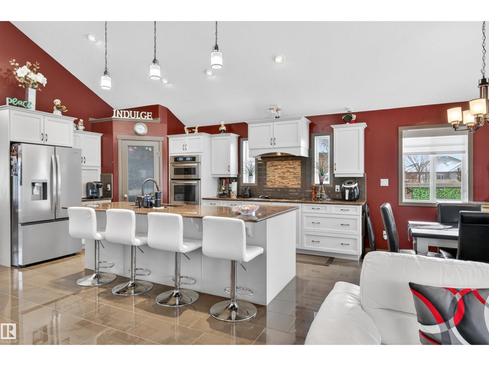 1213 CUNNINGHAM DR SW