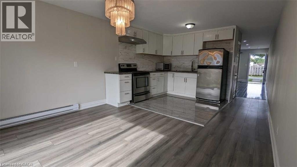 8646 WILLOUGHBY Drive Unit# 18