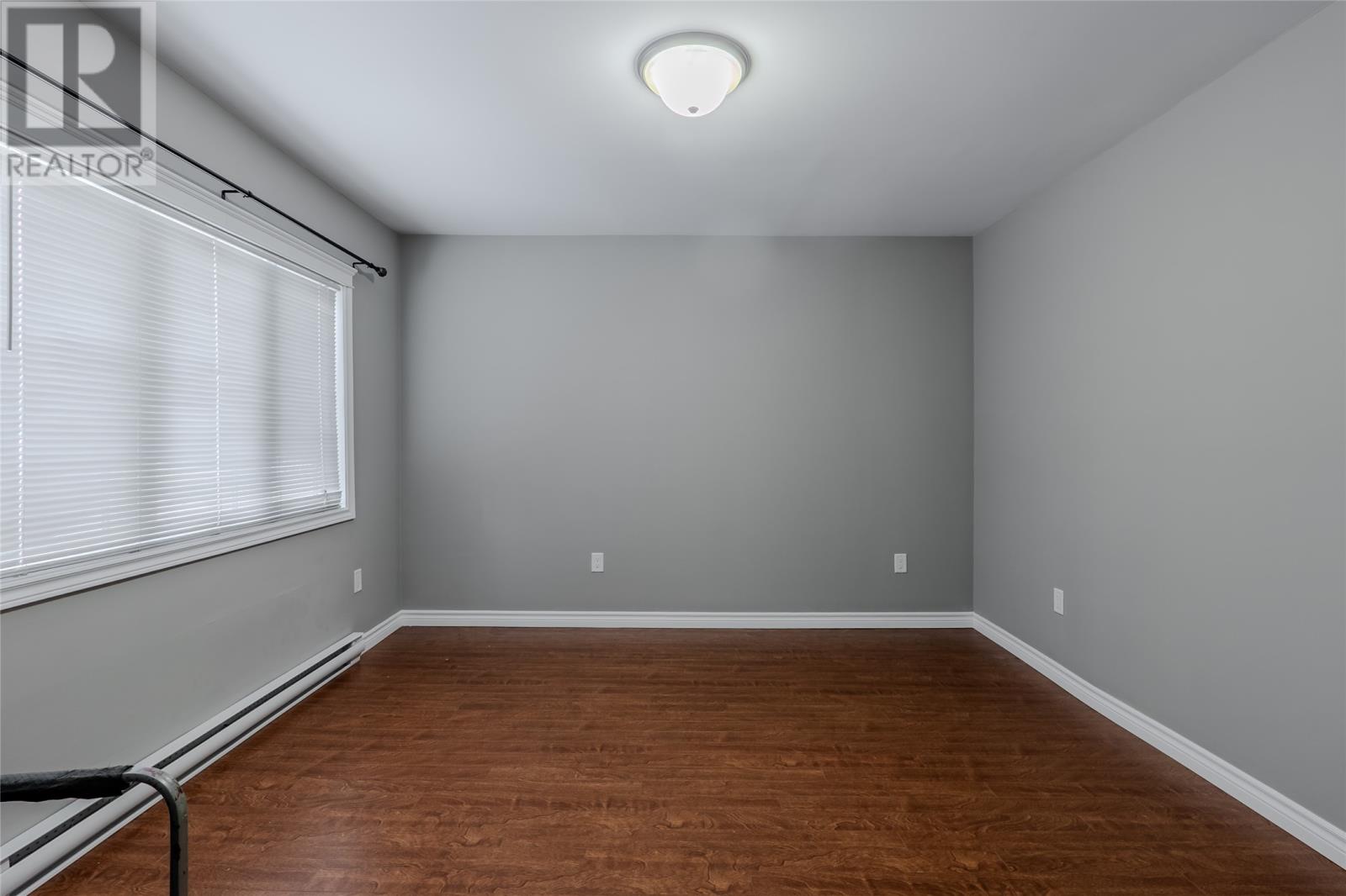 21 Blackmarsh Road