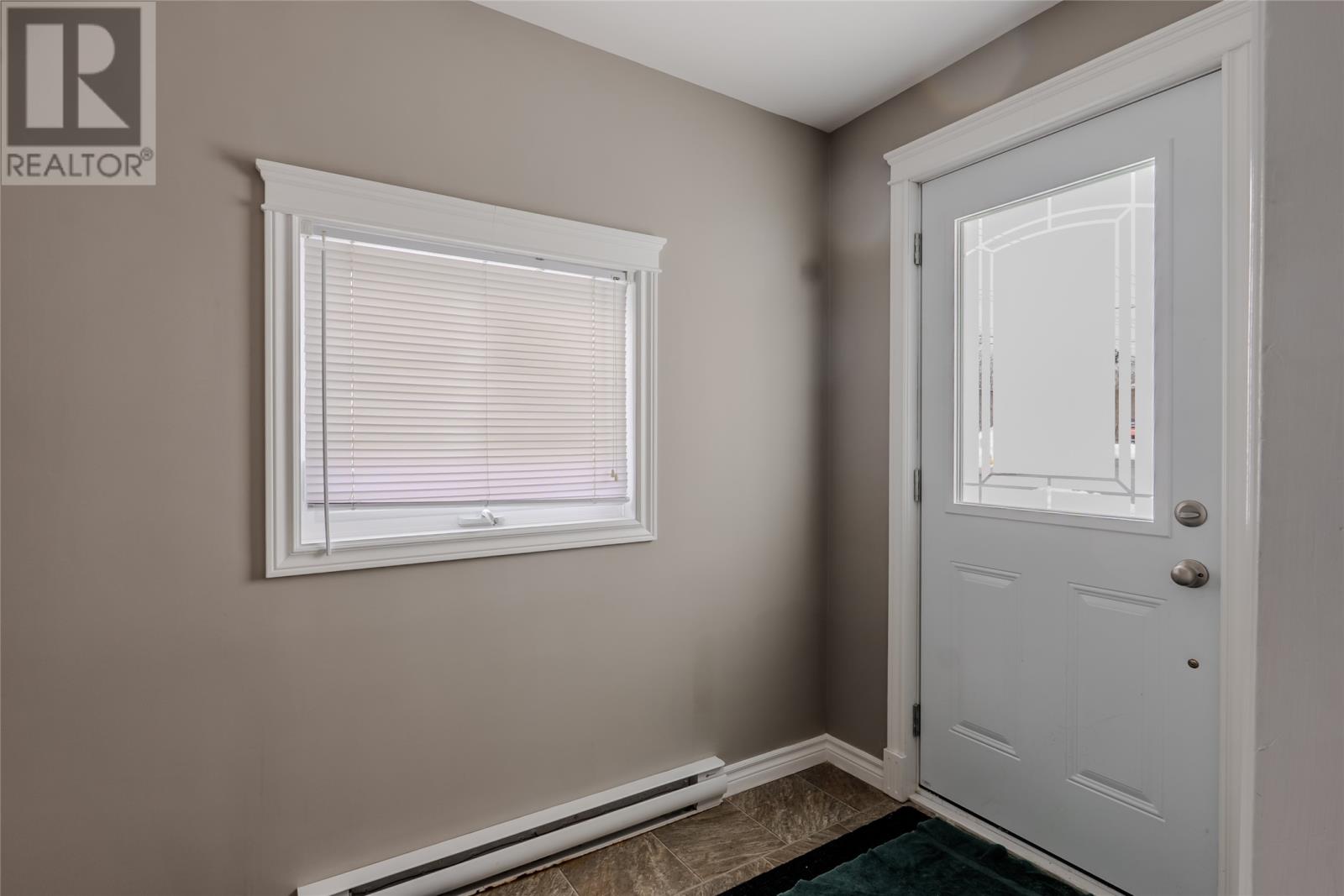 21 Blackmarsh Road