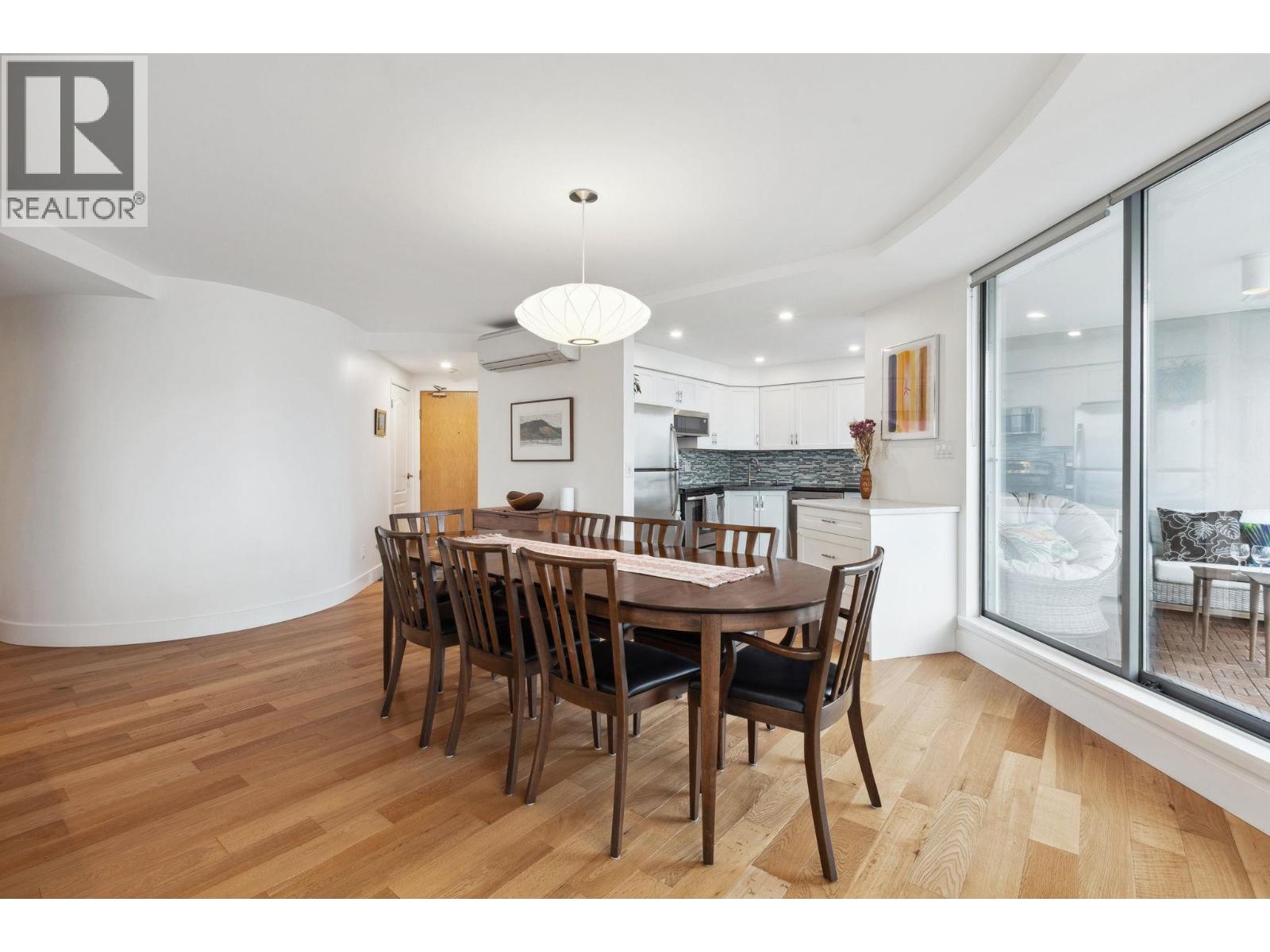 1202 120 W 2ND STREET