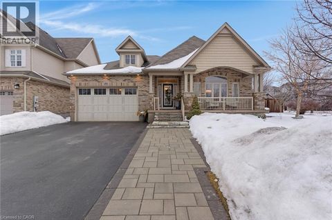 43 FREURE Drive Cambridge ON N1S0A2