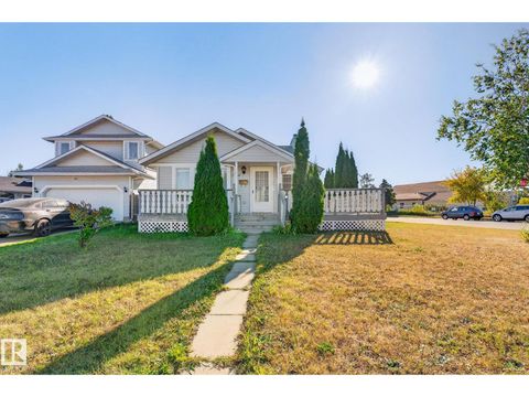 14511 37 ST NW Edmonton AB T5Y2K8