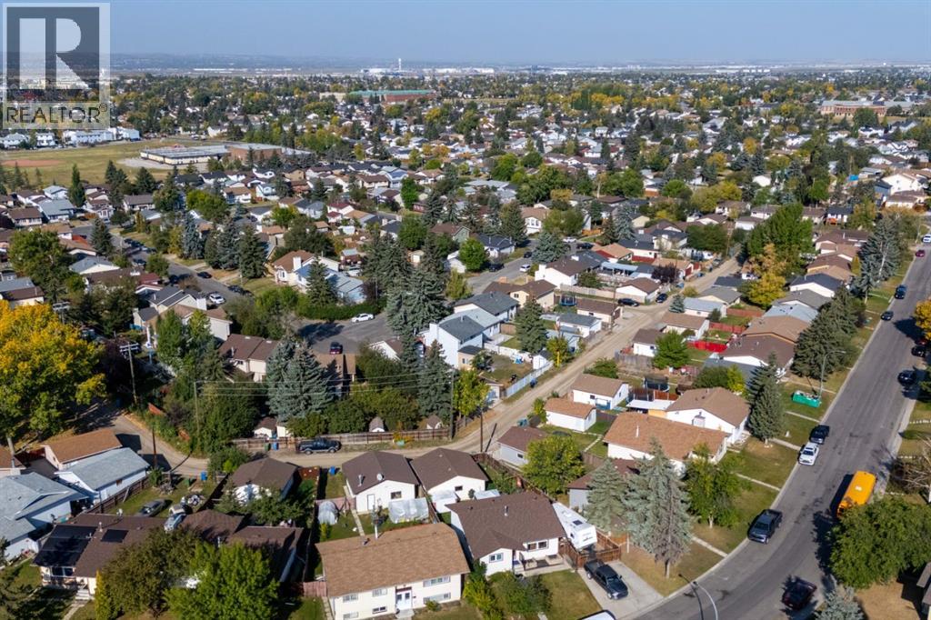 207 Fallswater Road NE