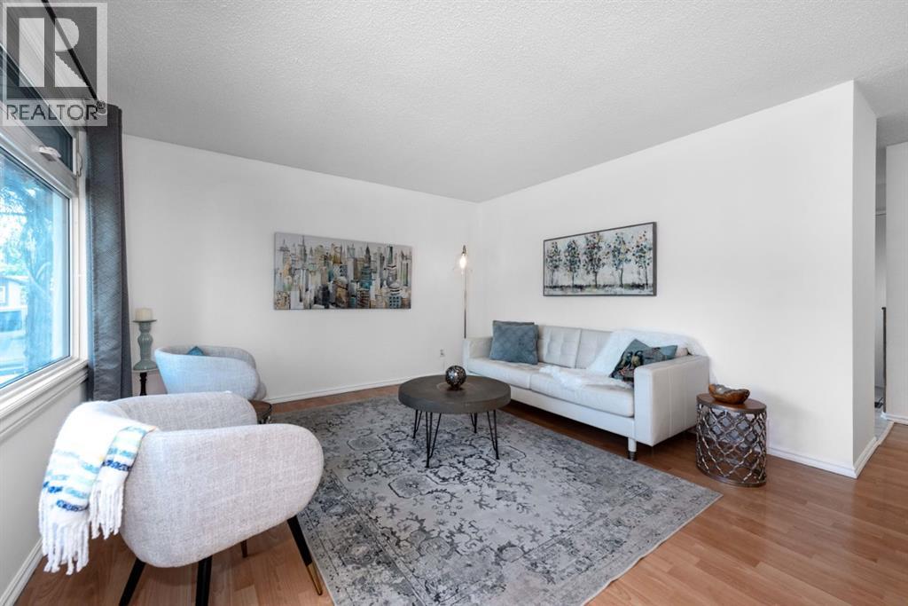 207 Fallswater Road NE