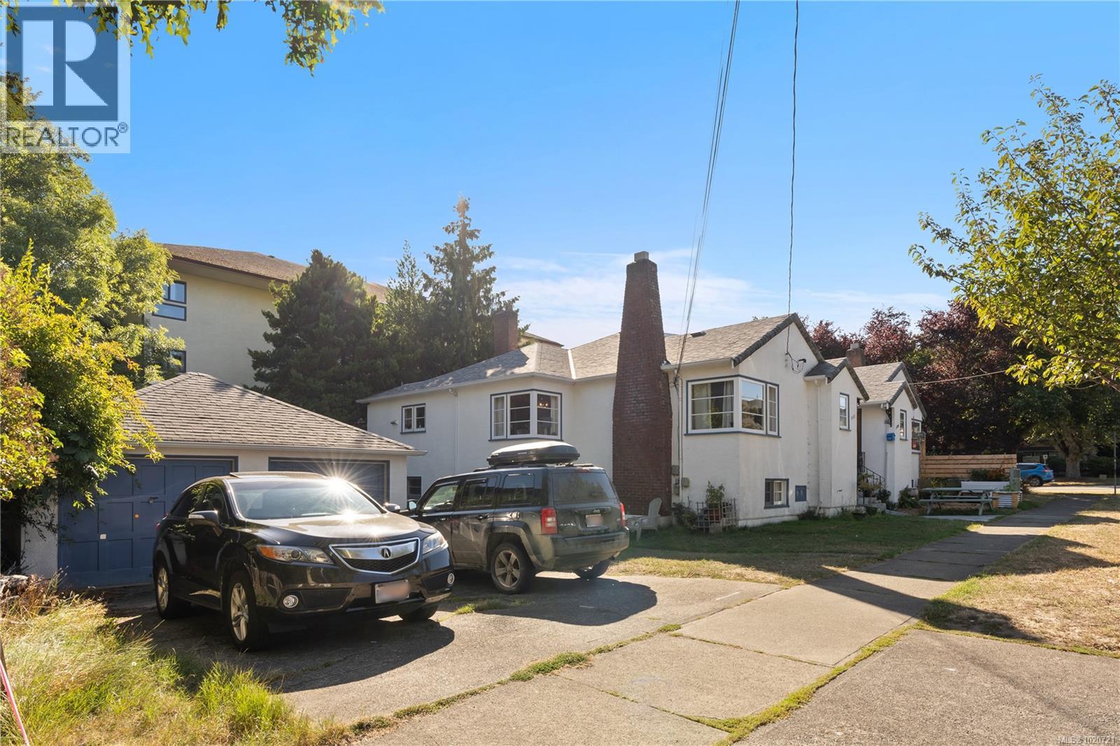 1109/1111 Collinson St