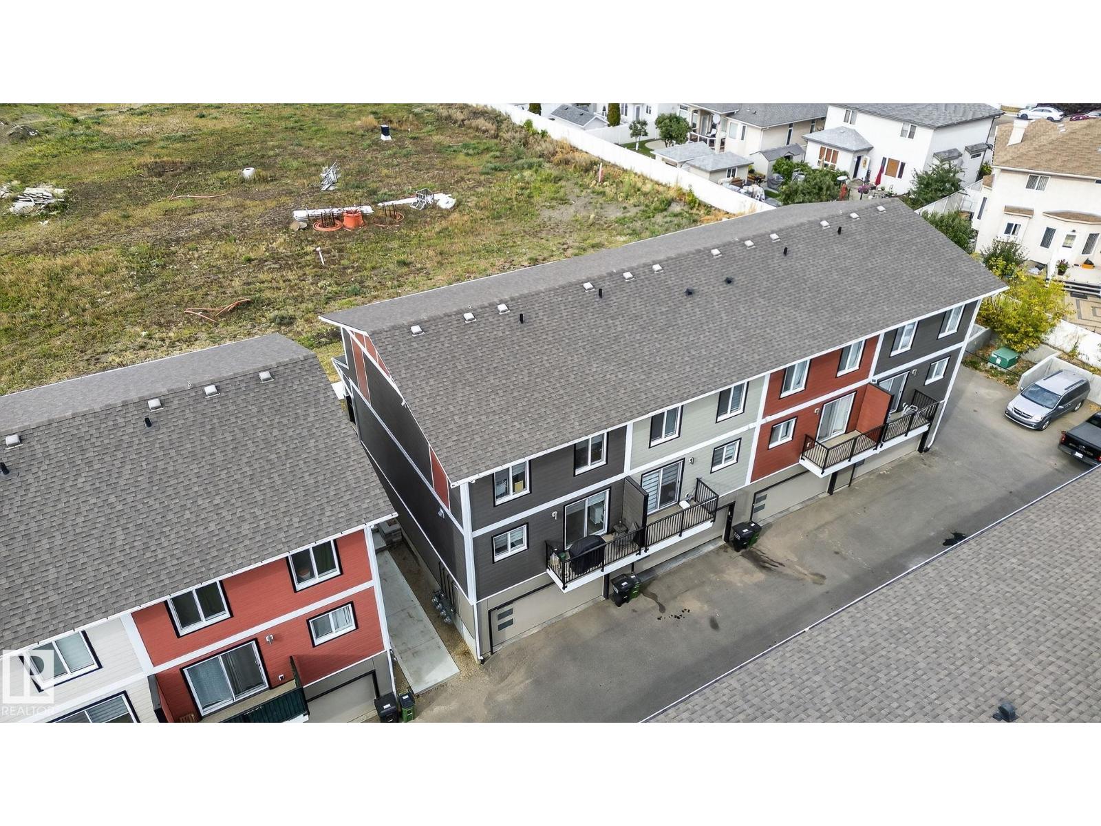#16 9250 156 AV NW