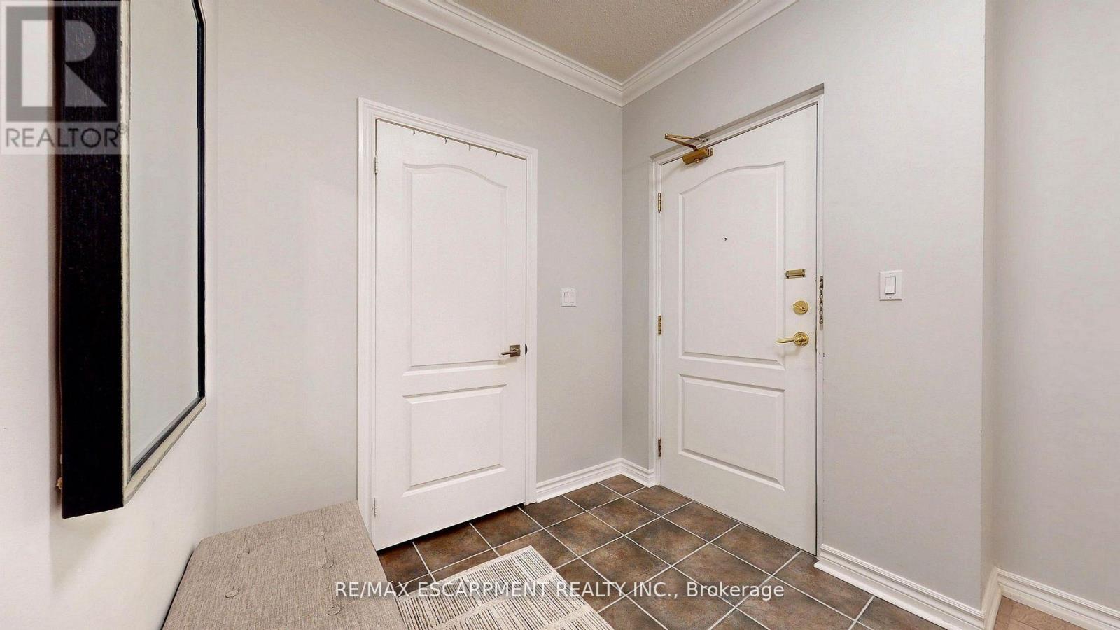 218 - 3351 CAWTHRA ROAD