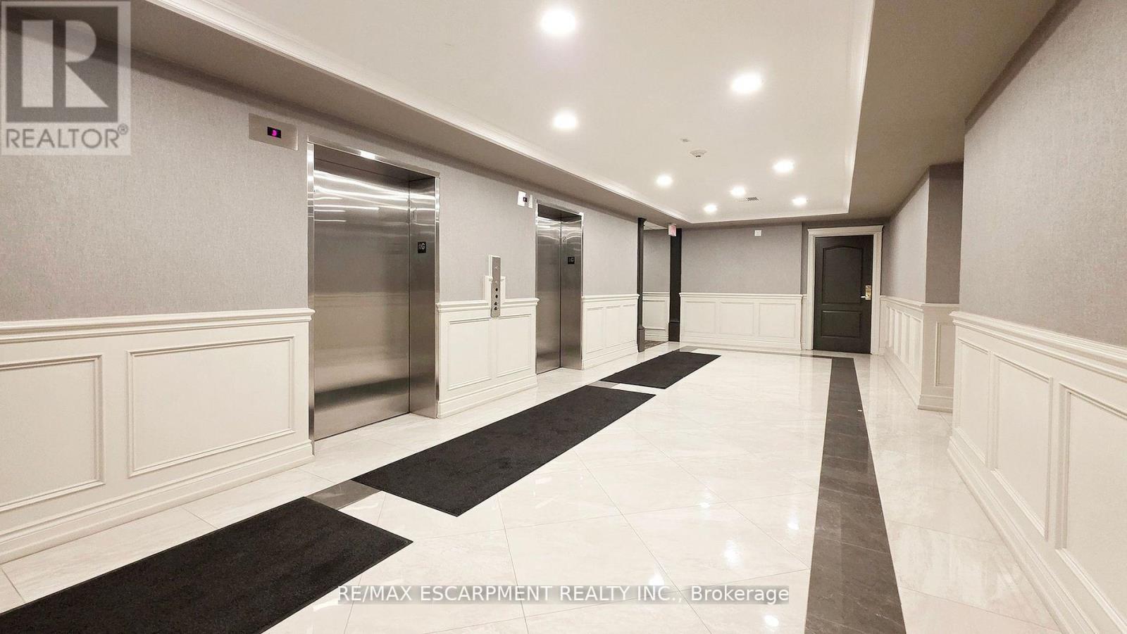 218 - 3351 CAWTHRA ROAD