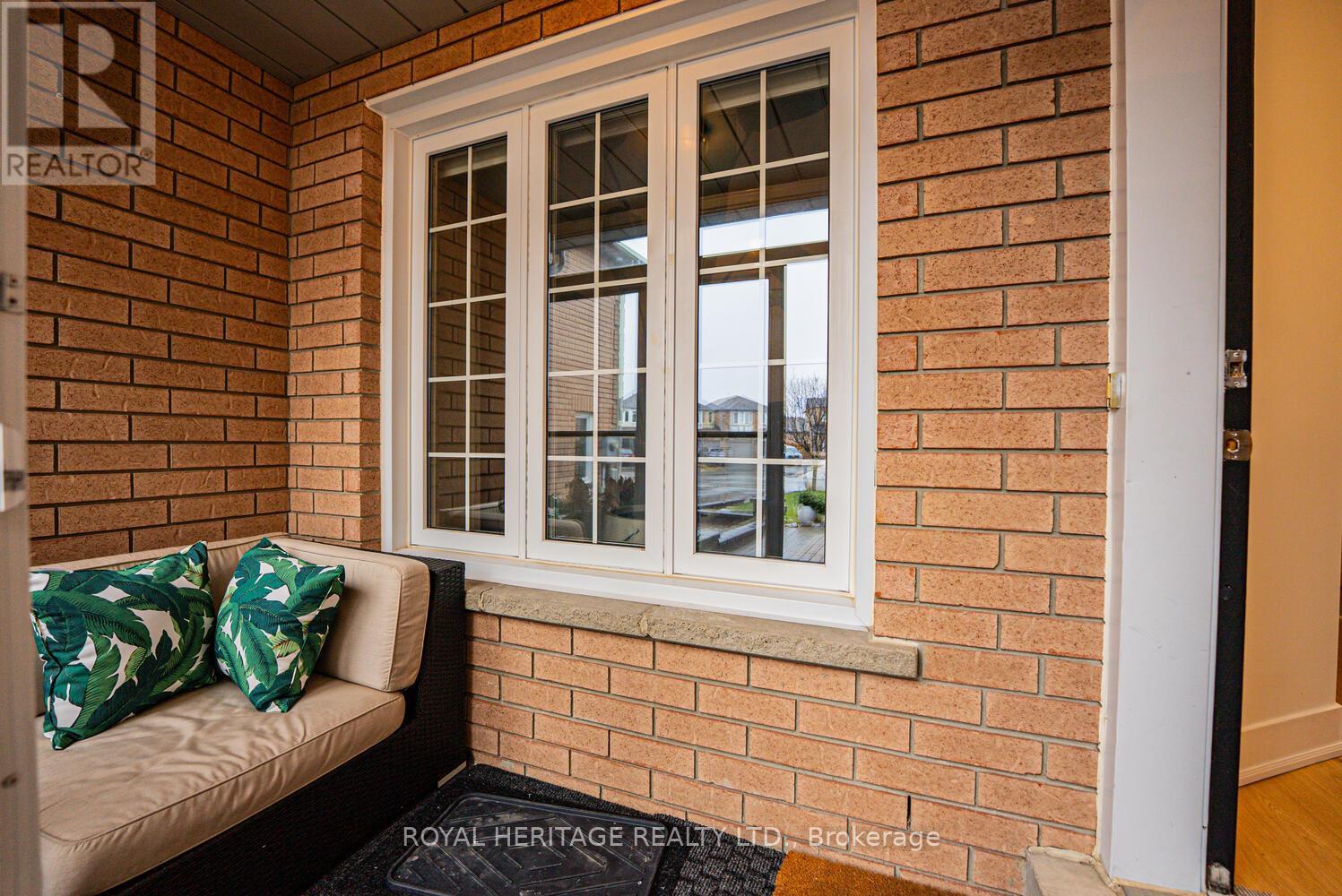 27 OPERA PLACE N