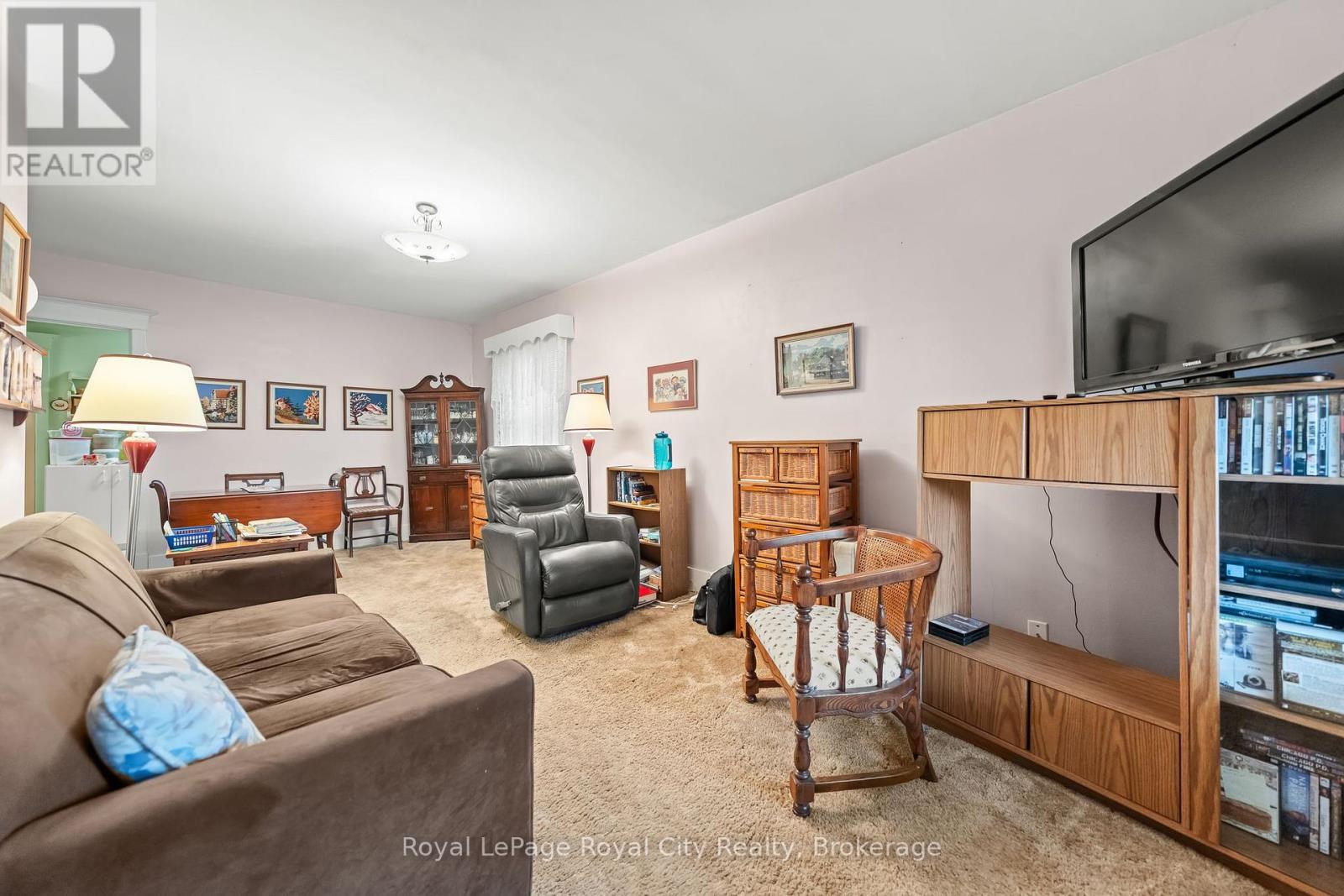 9 STULL AVENUE