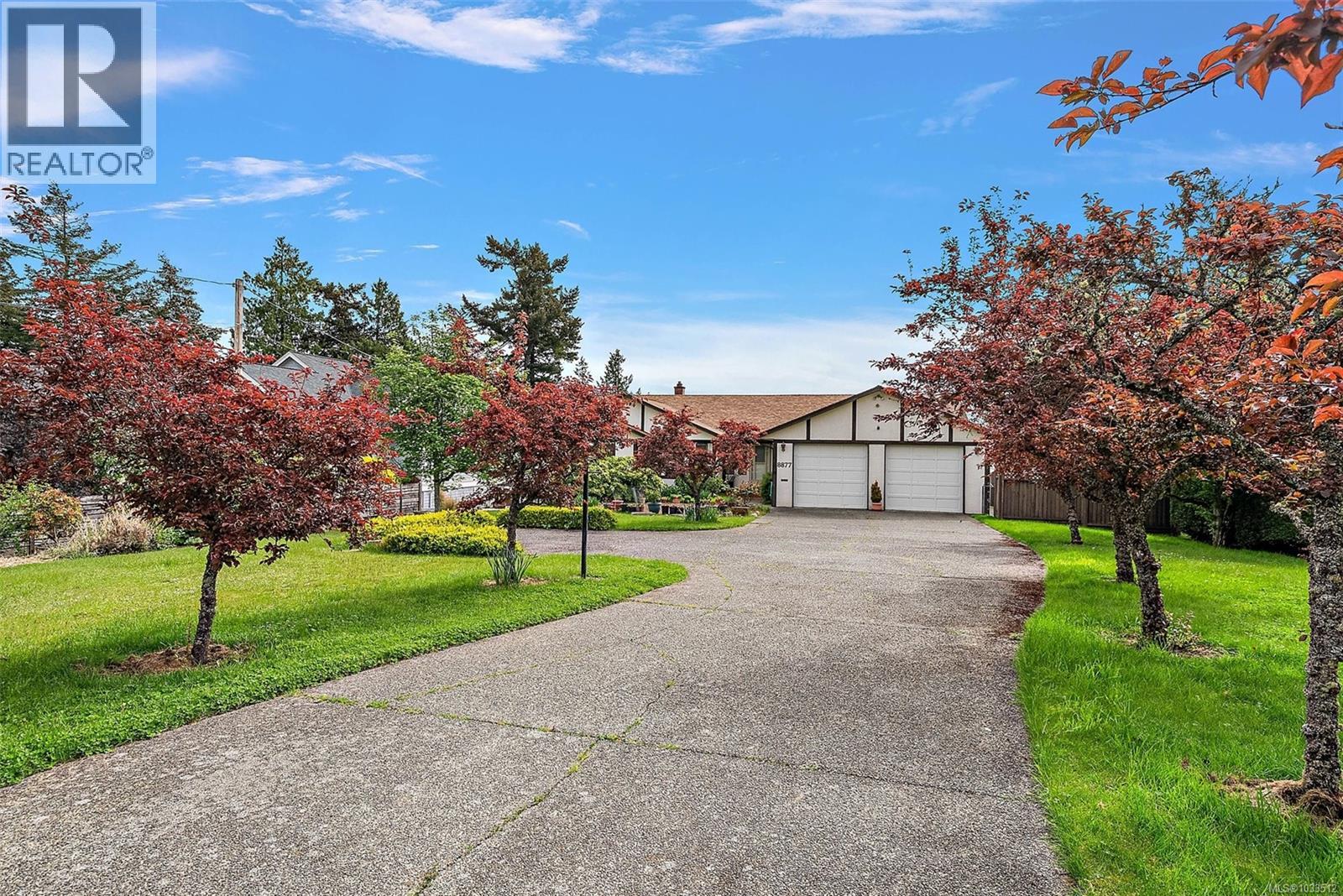 8877 Lochside Dr