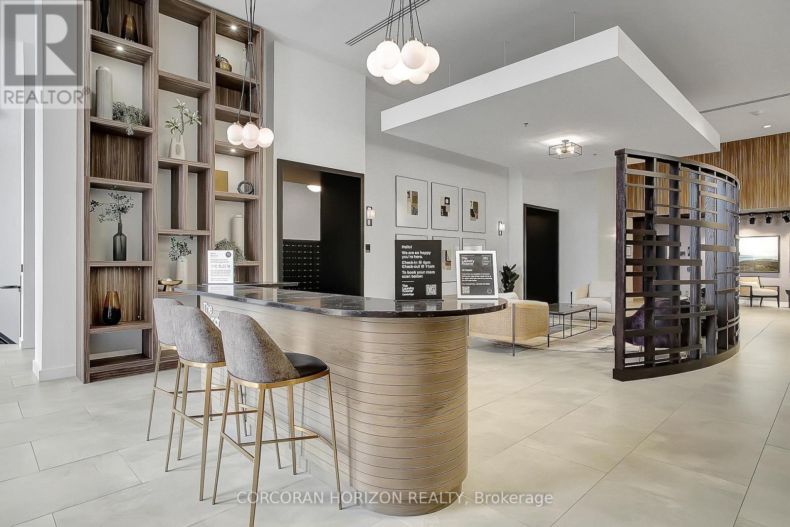 801 - 50 GRAND AVENUE S