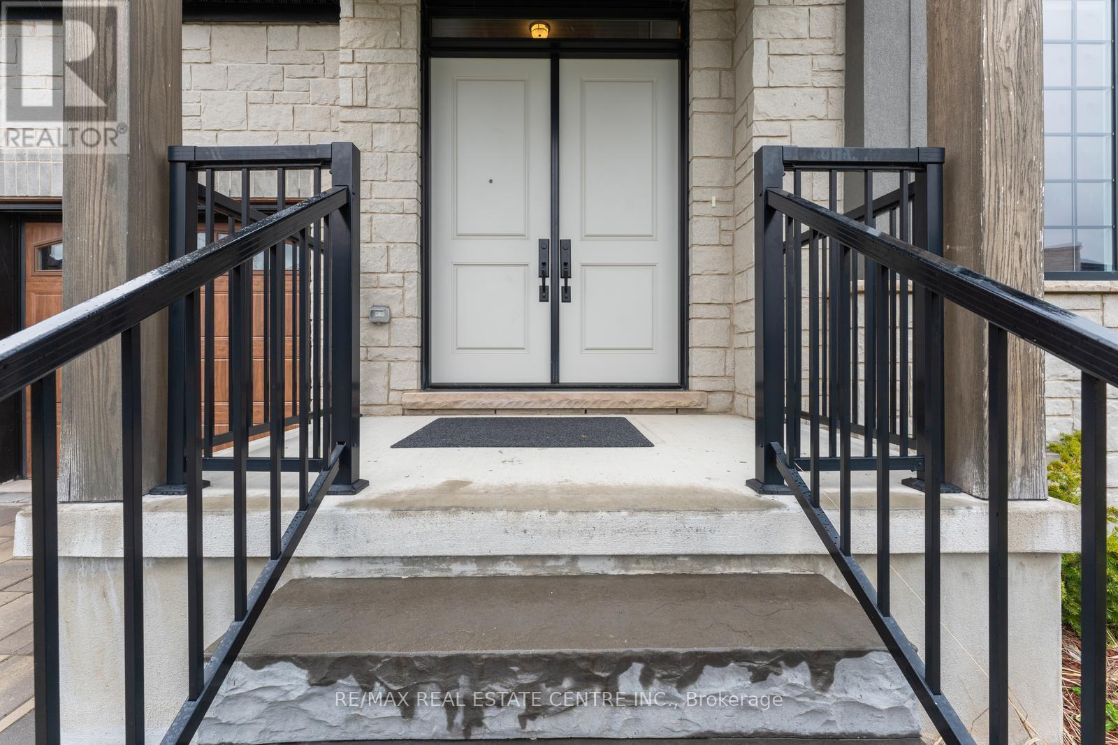 94 PONDCLIFFE DRIVE