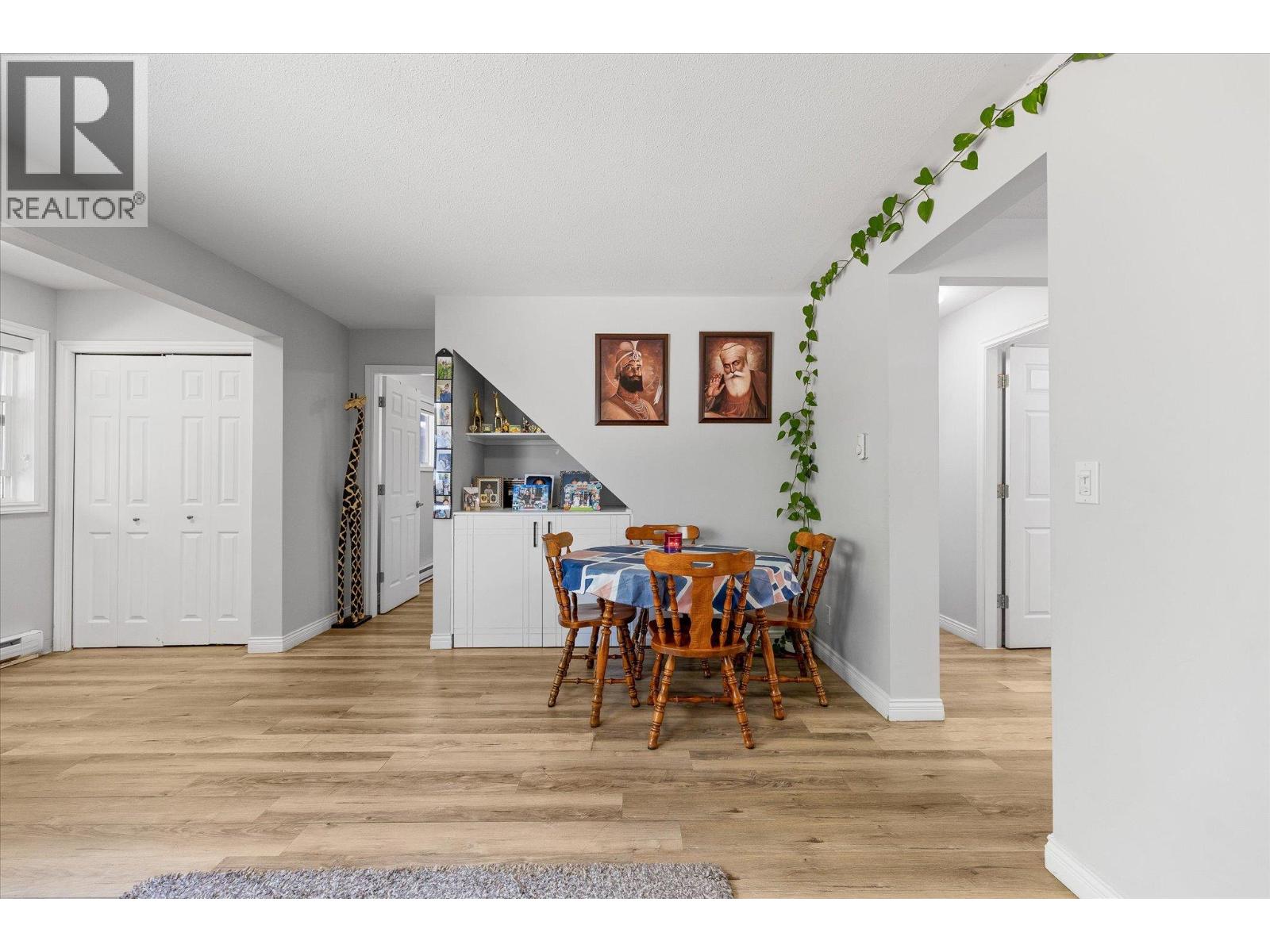 11592 Okanagan Centre Road E