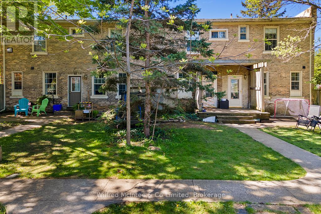 623/625 ELGIN STREET