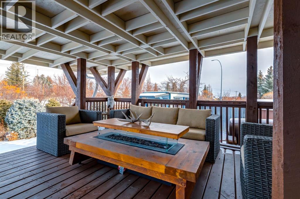 327 Millview Place SW