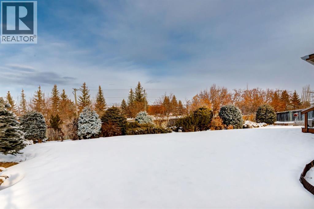 327 Millview Place SW