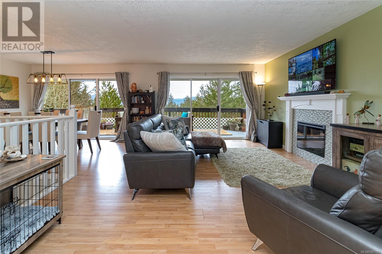 1526 Winslow Dr